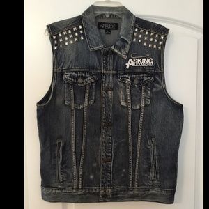 Denim vest (embellished/studded/art)